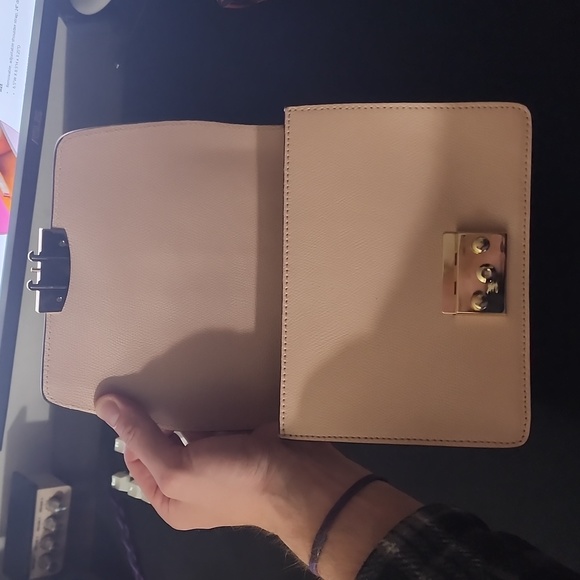 Valentino Benedicte Rockstud Leather Crossbody Bag - Picture 3 of 5